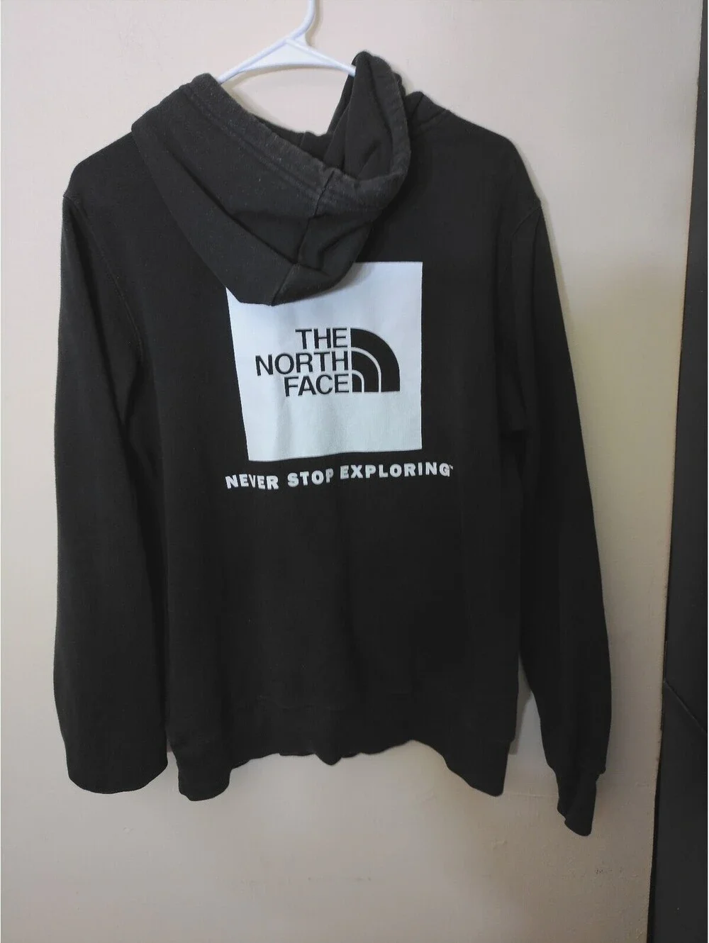 The North Face Mens Hoodie S Black Box Logo Never Stop Exploring Sweatshirt